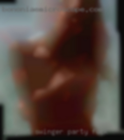 Im swinger party fuck just looking for  entertainment!!!